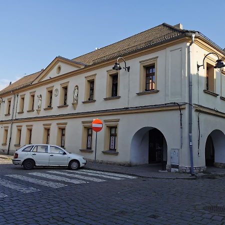 Gliwicka 5 W Samym Sercu Tarnowskich Gor Apartment Tarnowskie Gory Exterior photo
